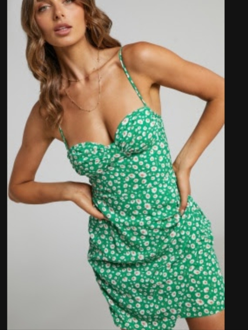 NWT! Showpo Kennelly Fixed Wrap Front Mini Dress Green Floral Size 4